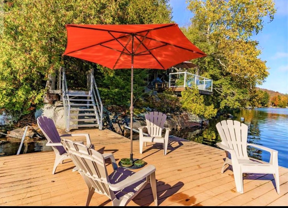 Dock and deck on Buck Lake
